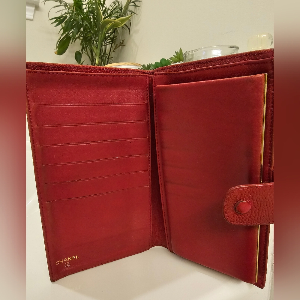CHANELl Caviar Red Leather Wallet - Picture 5 of 10